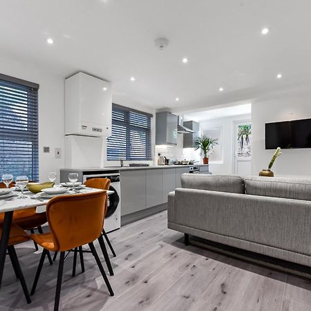 Lovely 2 Bedroom Apartment In Greater 伦敦 外观 照片